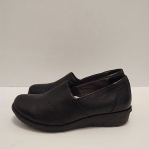 Dansko Julia Soft Black Nappa Leather Cap Toe Wedge Flat Clogs Sz 40 9/9.5